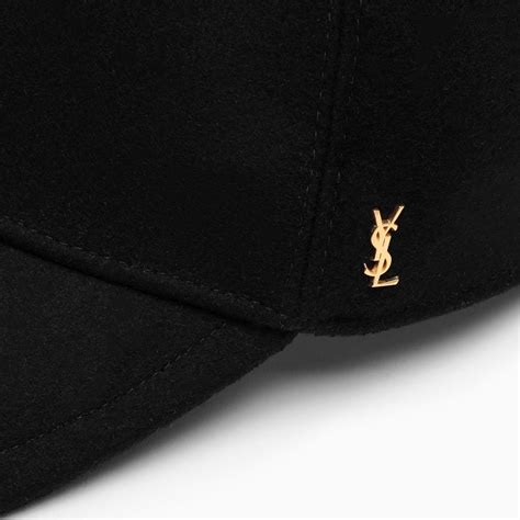 Yves Saint Laurent Cappello in Lana 